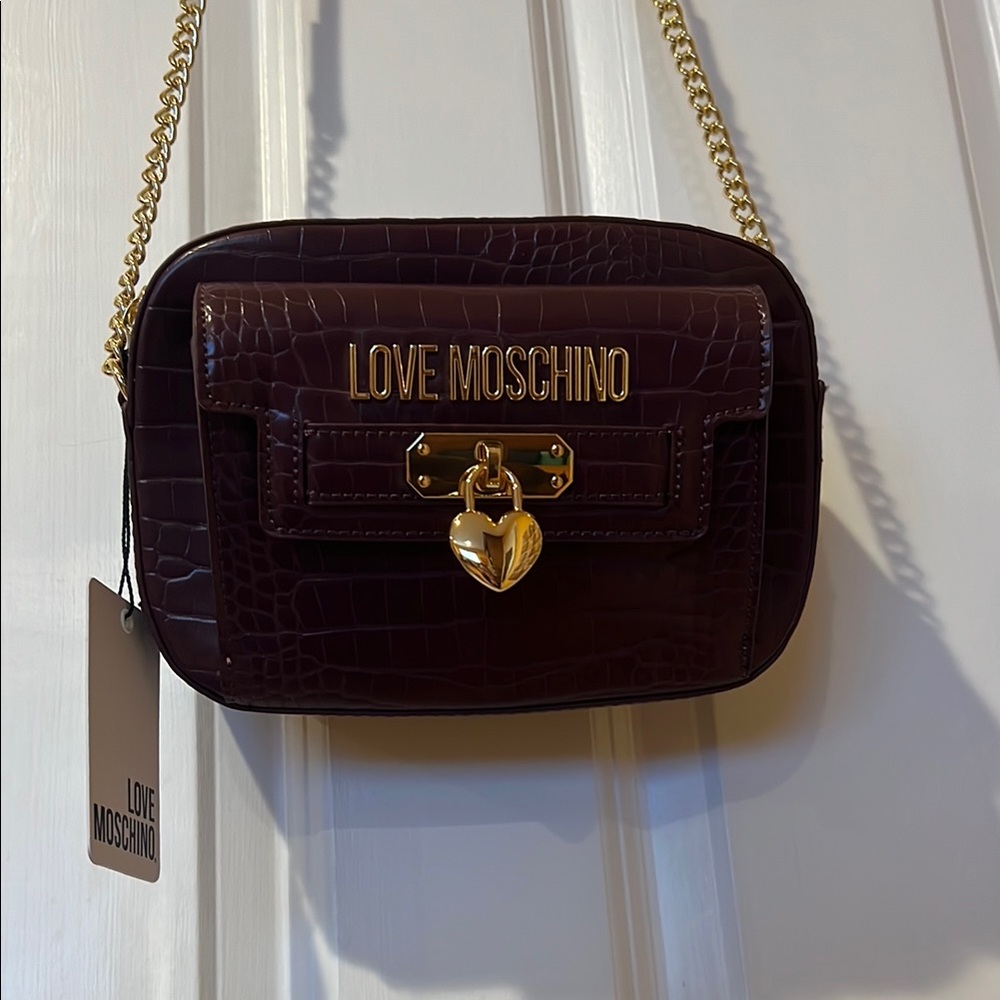 Love Moschino Crossbody Bag in croco viola
